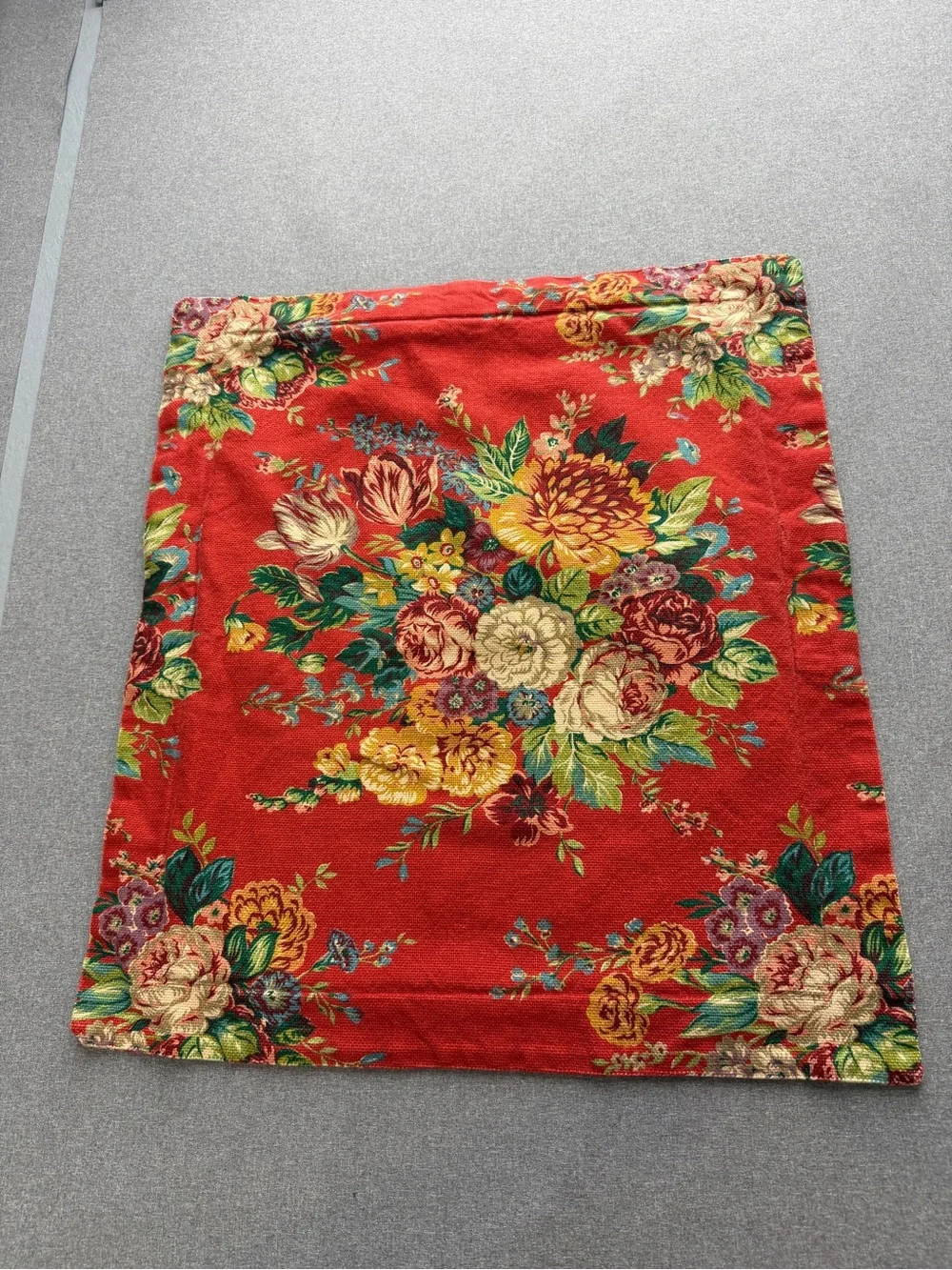 RARE Ralph Lauren Red Floral Aylesbury Queen Bedskirt & Matching Pillowcase